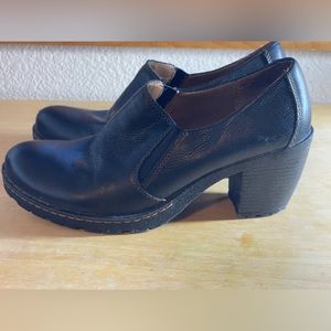 Born Concepts Y2K B.O.C Kimy Black Clog Bootie Size
9.5M/W Block Heel Slip On-